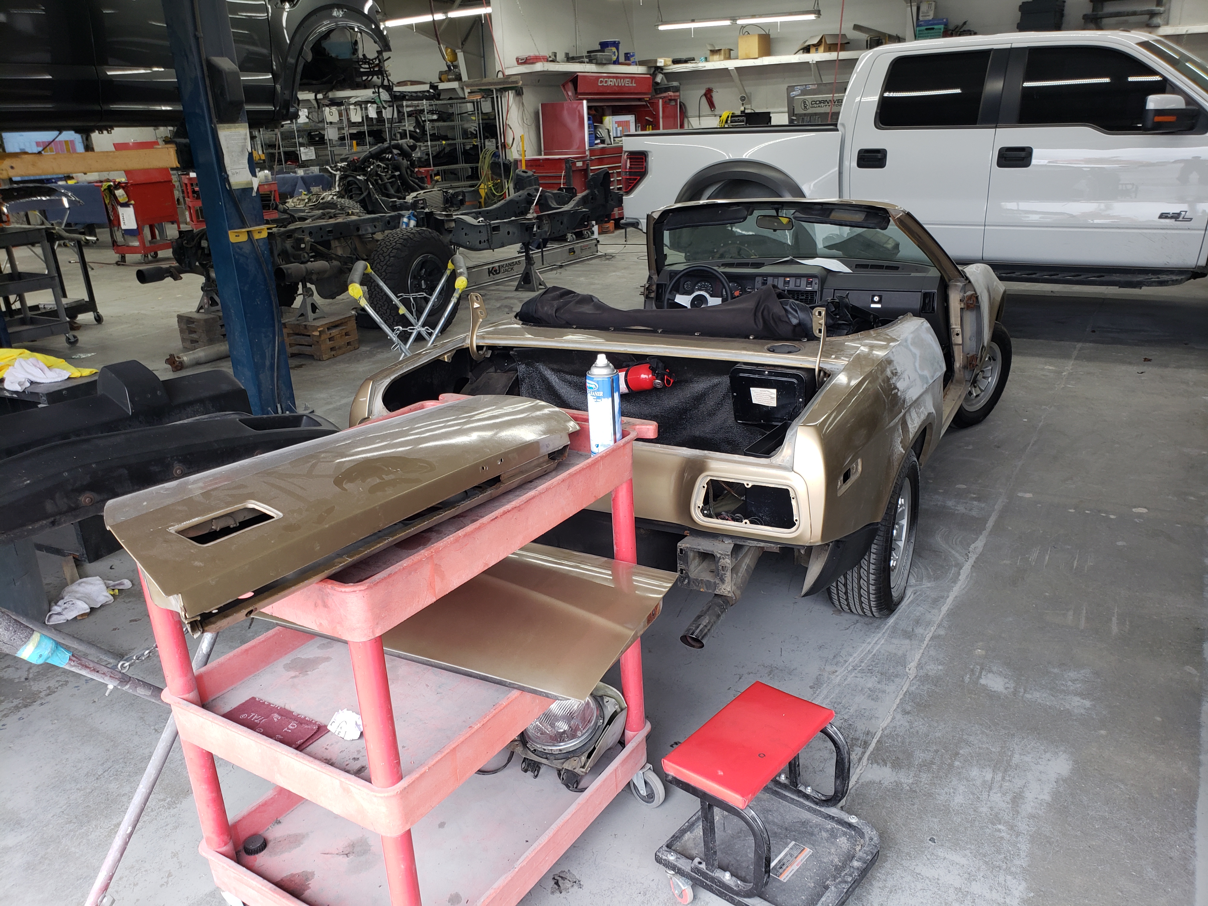 1980 Triumph TR8fi Bodywork 1-20